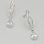 Aretes largos con zirconia de gota. - Imagen 2