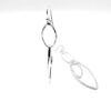 Aretes largos con bordes de forma de hojas. - Imagen 2